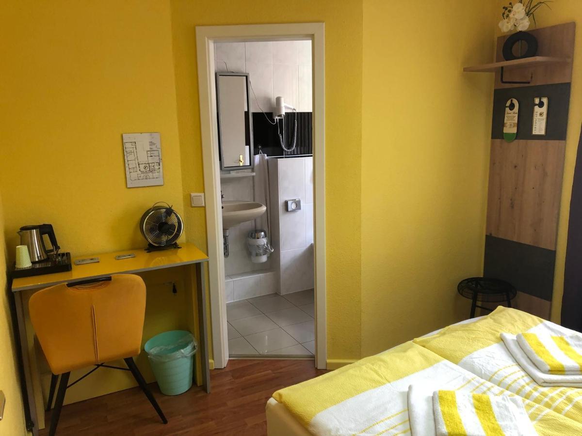 Astoria Hotel Heimbach Bagian luar foto